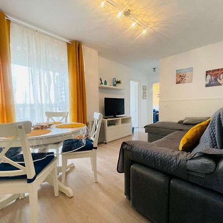 Apartamento Primera Linea De Playa Valdelagrana El Puerto de Santa María Esterno foto